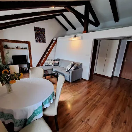 Portside * باشْكا